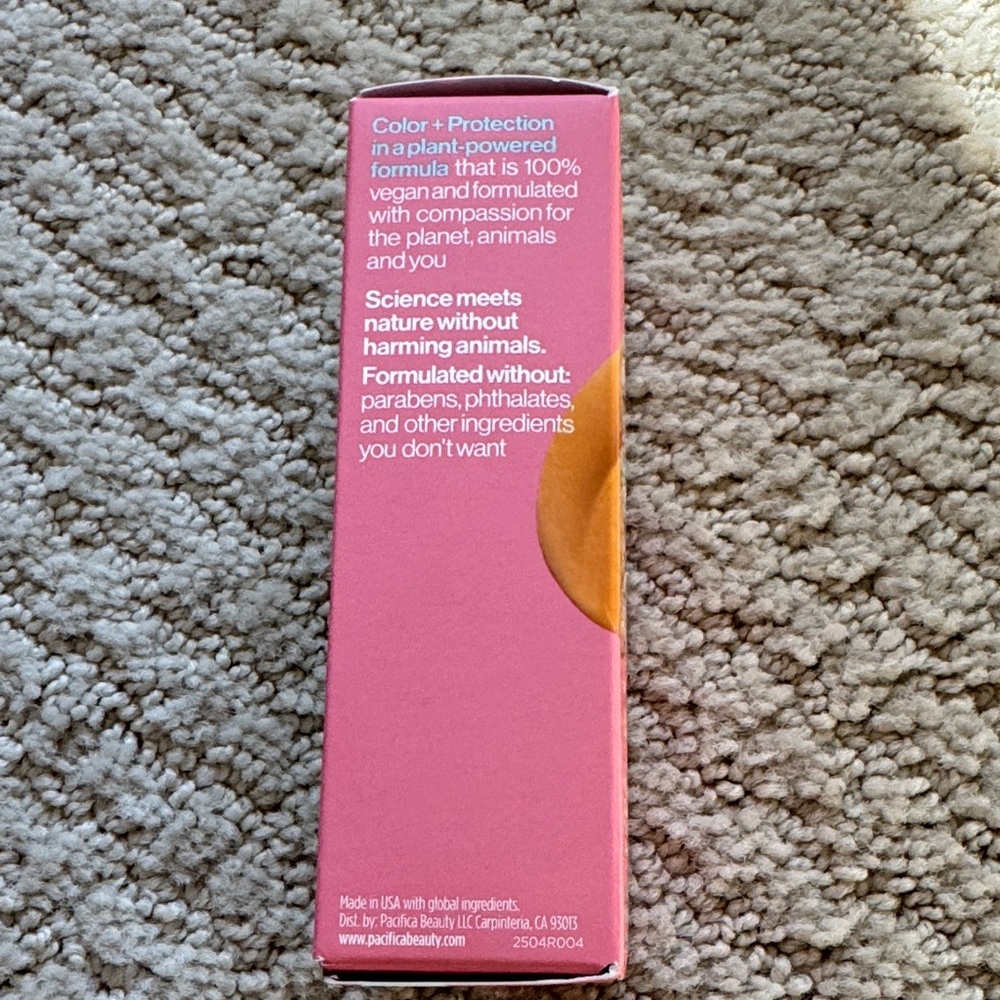 Pacifica Ultra CC Cream Radiant Foundation - Warm/Light - Picture 4 of 9